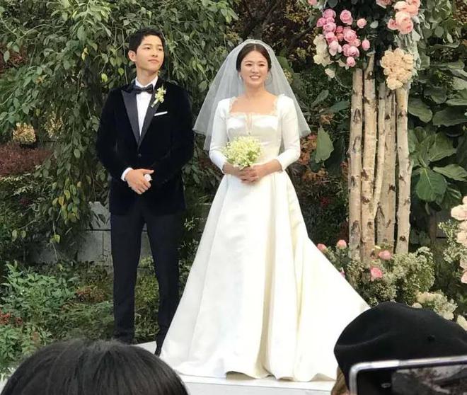 _郑爽宋仲基官宣_女方生育后多久可以离婚